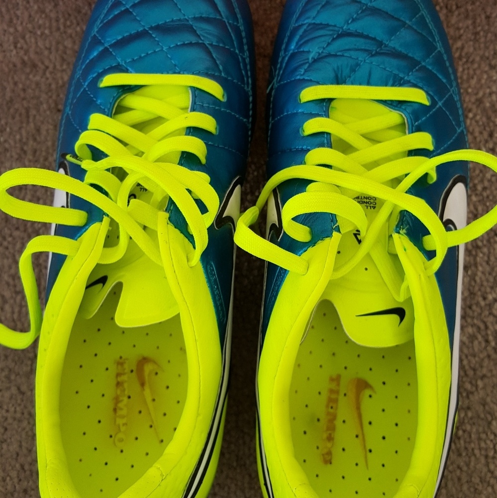Nike Tiempo Legend V FG soccer cleats